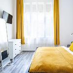 Ultra Central Mini Studio 