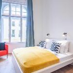 Very Central - Large AC Studio