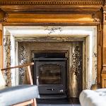 Luxury Wood panelled West End GF Flat Edinburgh