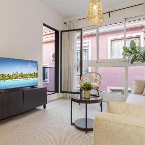 ViVi Homes - Anemona  Beach  Balcony Centre