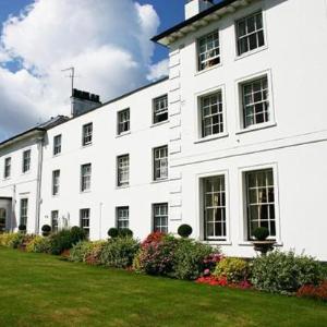 Wyllyotts Theatre Potters Bar Hotels - West Lodge Park