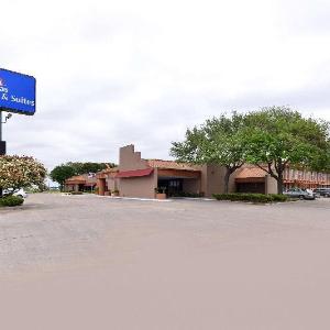 Americas Best Value Inn & Suites Victoria