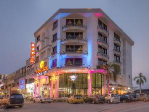 Arenaa Batik Boutique, Kuantan