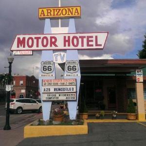 9 Arizona Motor Hotel