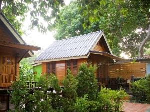 Poohbar Resort & Lotusdive, Koh Lipe