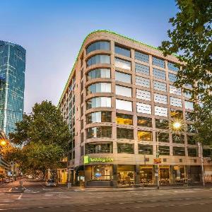 VU Whitten Oval Hotels - Hotel Indigo Melbourne on Flinders an IHG Hotel