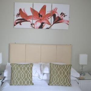 Hotels near Lodmoor Country Park - The Grange
