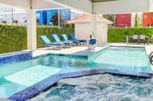 Best Western Plus Downtown Inn & Suites hotel near George R. Brown Convention Center