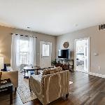 Paws Of Polaris 2BR 1st Floor Walk-In Shower