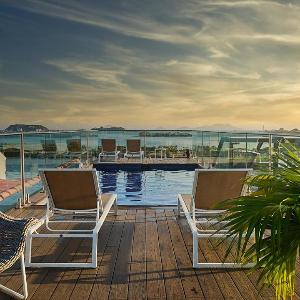 Best Location & Rooftop Pool Apto With Elevator