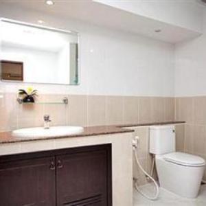 Emerald Palace - Serviced Apartment