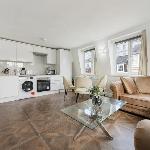 2 bedroom apartment In the Heart of Sohos Nightlife 4th Floor No Lift GS5 London 