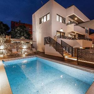 Pool & Wellness Villa Betelgeuse Supernova