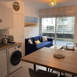 Cozy T2 with balcony near the sea