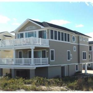 Oceanfront Ocean Views Wifi Beach Badges Decks Spectacular Oceanfront -- With Fantastic Views -- Located In Prestigious Harvey Cedars Just