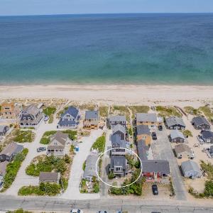 Charming Cape Cod Retreat Near the Beach