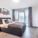 Central - Balcony - NEW - Comfy