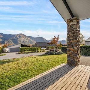 Mako Haven - Wanaka Mountain Outlook