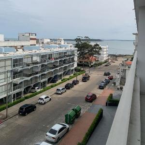 Amenidades y terraza vista mar