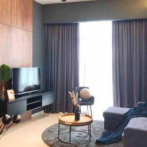 Azure ParadigmPJ LeMeridienHotel