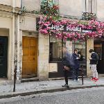 Heart of Paris 1BR-4P Le Marais 7 Free Netflix Paris 