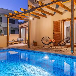 Villa Lona by Villas Guide