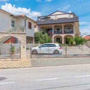 Apartments Rada
