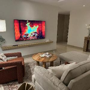 5 mins to Boulevard City Luxury Apartment