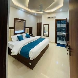 Shree Madhav Hotel