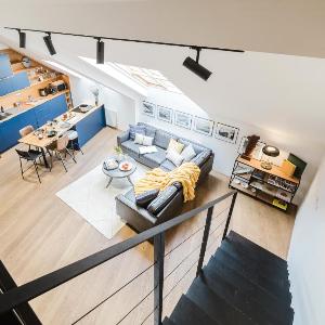 Prague Days - Two-Bedroom Maisonette with AC and Terrace with Grill in Vinohrady