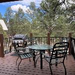 Peaceful Pines Retreat