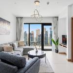 VayK - Sleek & Stylish 1BR in Vida Dubai Marina 
