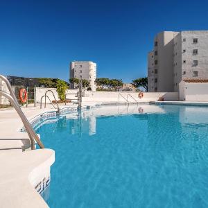 Gorgeous Apartment In Calahonda