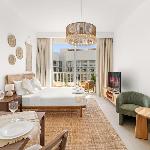 VayK - Stylish & Cozy Studio in JVC 