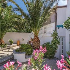 Apartment Astella 4 with Balcony and Pool