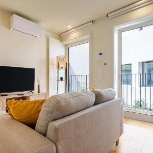 Luxury Style 4 with AC Downtown Porto near Metro