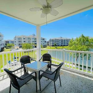 Calming & Relaxing condo in the center of MB