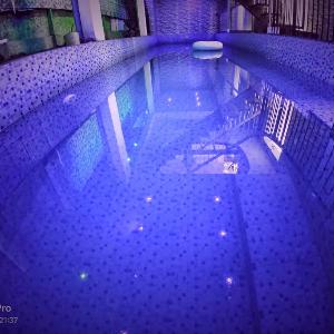 Pool View Resort