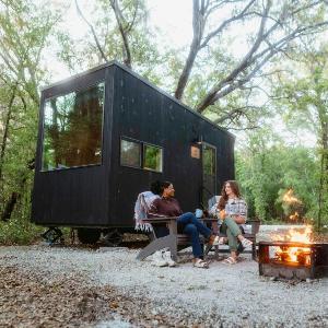 Postcard Cabins Ozark Highlands Outdoor Collection by Marriott Bonvoy