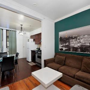 Charming 2BR Apartment Near Times Square