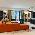 Stylish & Spacious JVC Villa Ideal for Families Friends on Dubai Adventures Shared Pool & excellent services inluded 