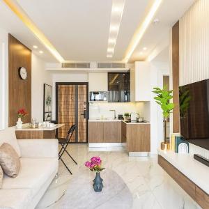 Shamsi Apartments 330