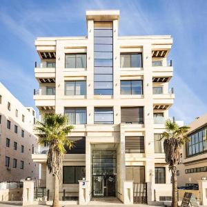 Shamsi Apartments 009
