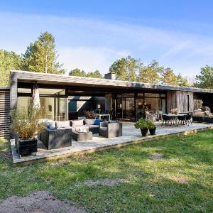 8-Person Holiday Home In Fuglslev With Indoor And Outdoor Spa Sauna And Large Annex Surrounded By Forest And Close To Ebeltoft And Ree Park