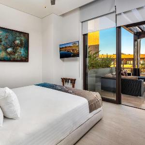 Hot Spot Overlooking Cabo Marina Private Terrace