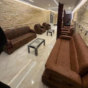 Vida Pyramids Inn