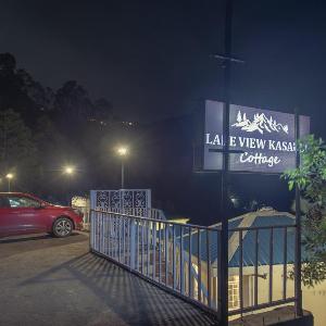 LakeView Kasauli Cottage