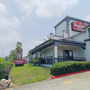 Hotel O Regency Suites Houston - IAH Beltway 8