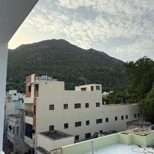 Viji Homestay