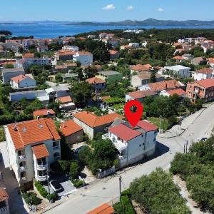 Apartments with parking space Pakostane Biograd - 22462